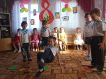 8 марта