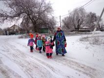 Пришли святки-запевай колядки